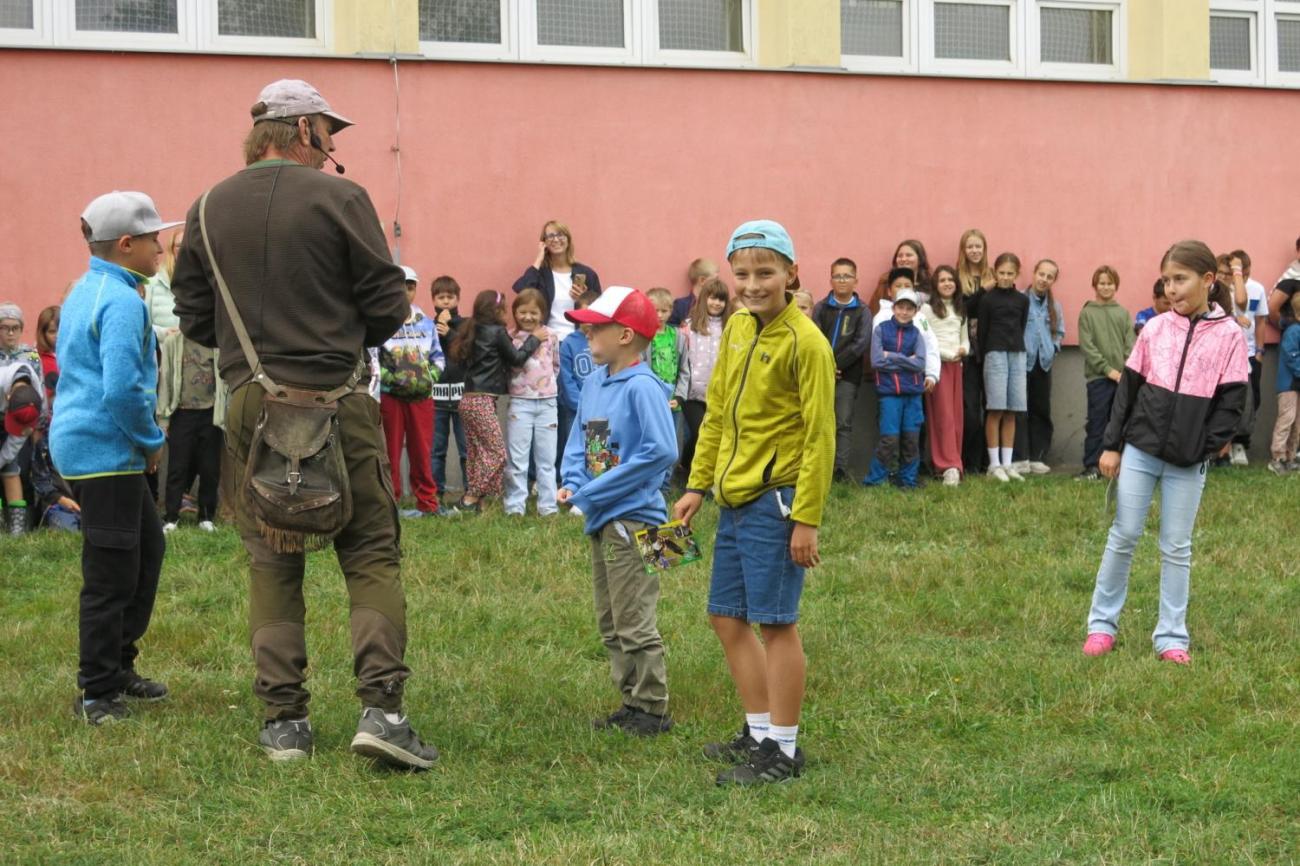 Dravci zavítali na naši školní zahradu