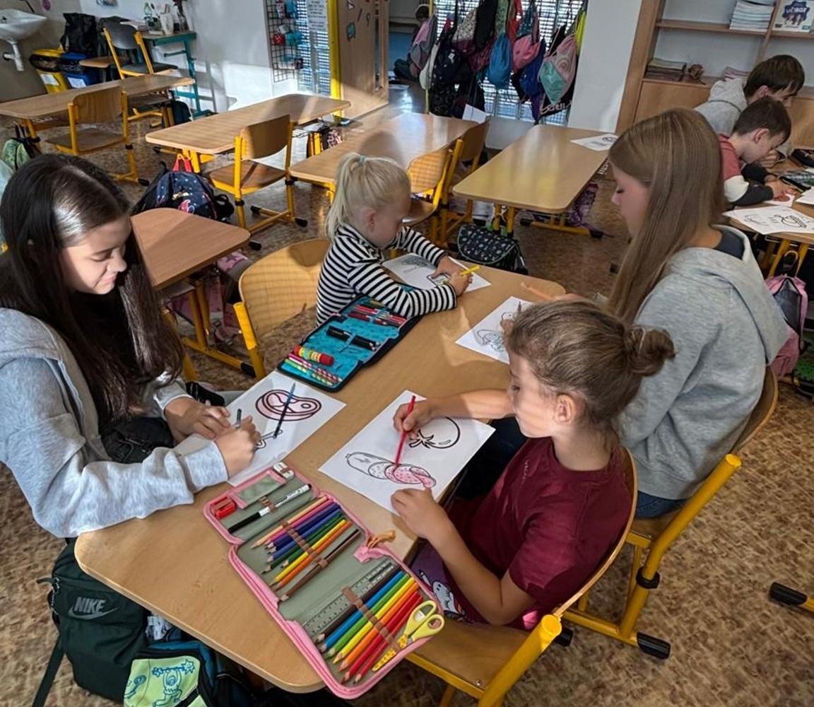 Evropský den jazyků: Jídlo spojuje  1.B a 9.B