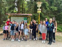 2. den cykloturistického kurzu 6.C – Javořice, Míchova skála a dobrodružství v Telči